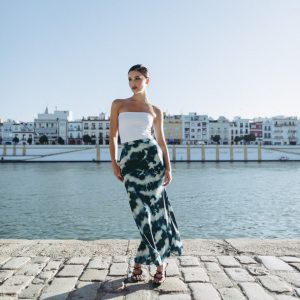 Falda Midi Satinada Estampada Tie Dye