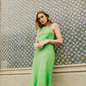 Vestido Midi Con Lino